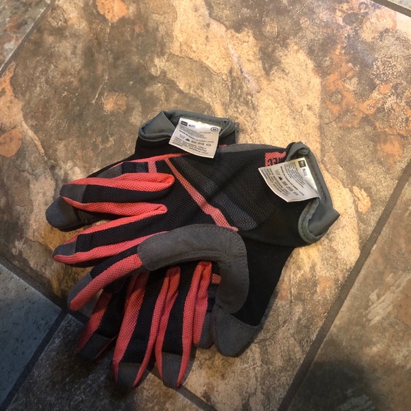 MEC Mountain Biking Blitz Gloves - Picture 6 of 6